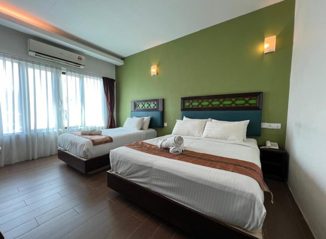 Hotel Swiss Heritage Boutique 4*